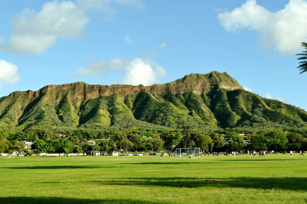 Waikiki Trolley Hop-on Hop-off Bus Tour (Red Line (One Day)) - 3