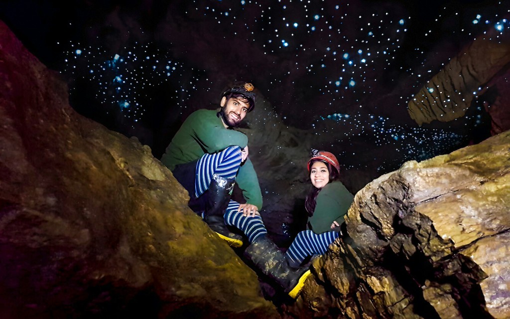 Geführte Tour durch die Waitomo Glühwürmchenhöhlen (Offbeat Waitomo Glowworm Cave Small-Group Guided Tour) - 3
