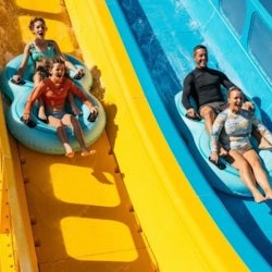 ワーナーブラザーズ・ムービーワールド、シーワールド、ウェット&ワイルド・ゴールドコースト: 1日パス - 3