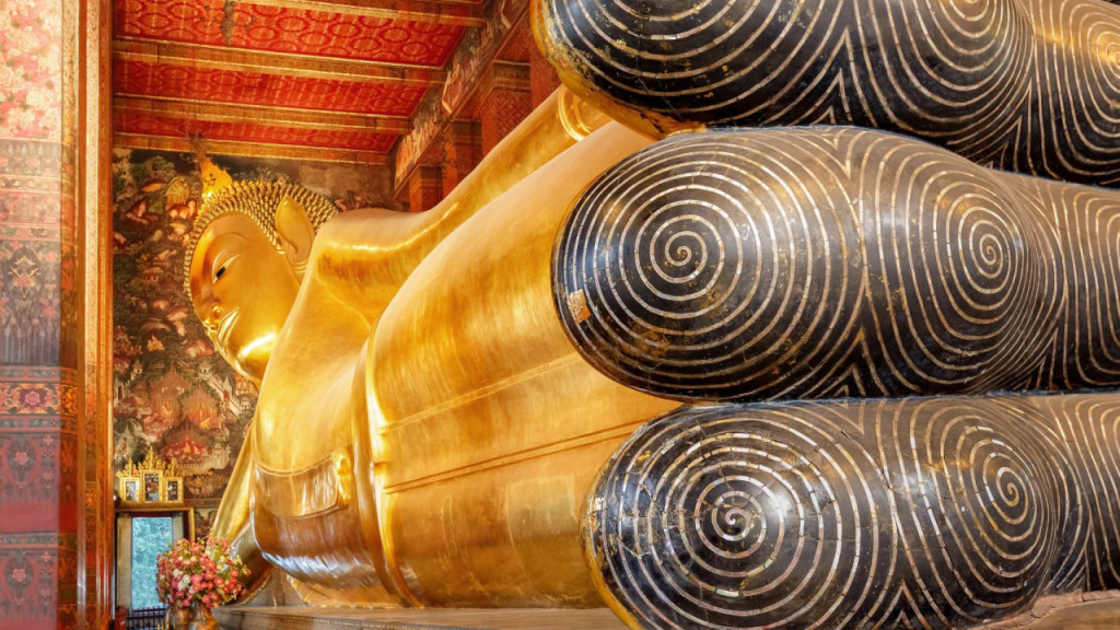 Wat Pho and Wat Arun Walking Tour - 1