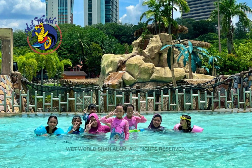 Wet World Shah Alam Waterpark (Day Pass) - 1