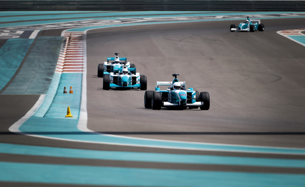 Yas Marina Circuit Formula Yas 3000 Driving Experience (Formula Yas 3000 Driving Experience) - 1