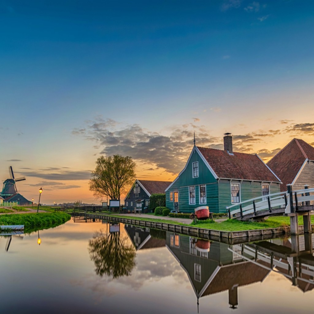 Les moulins de Zaanse Schans : Visite guidée d'une demi-journée + transport - 1